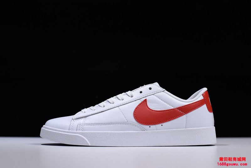 耐克Nike 板鞋女 Blazer Low