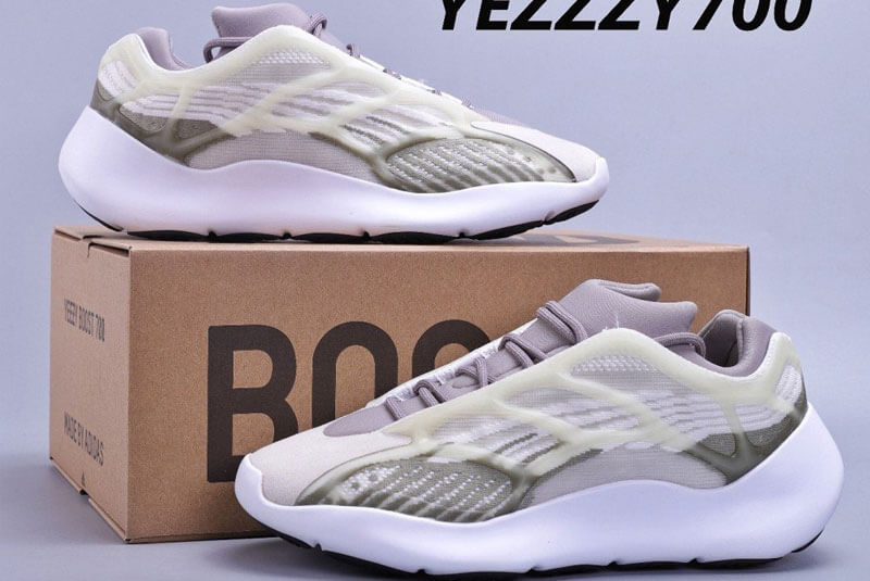 ‎AD AD‎ Yeezy Boost 700 ‎椰